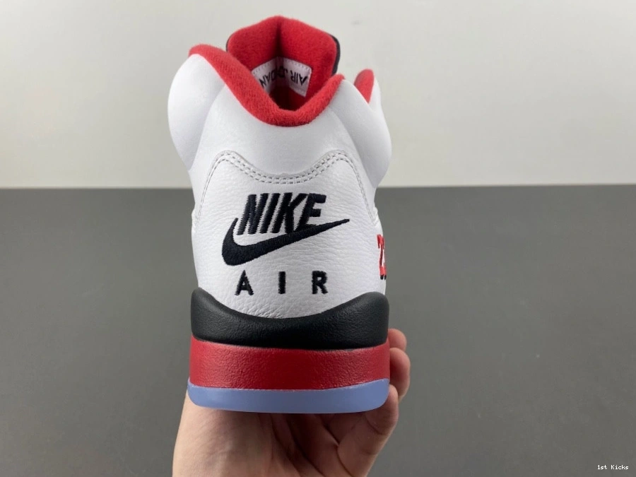 Black Tongue Fire Retro - HQ7978-101 5 Red (2025) Jordan 0408